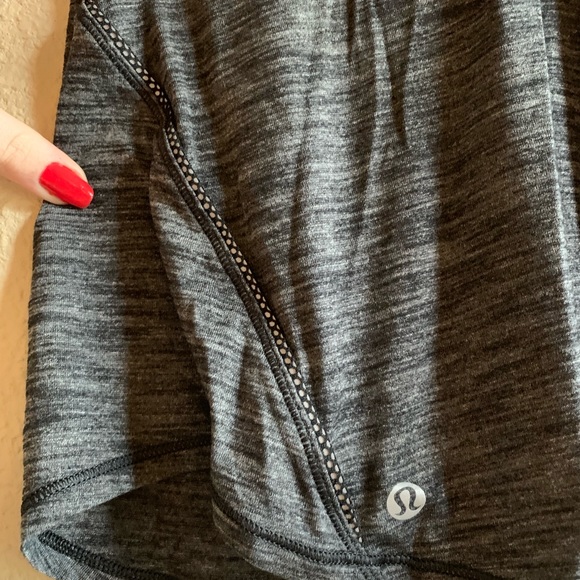 Lululemon tank - Picture 3 of 4